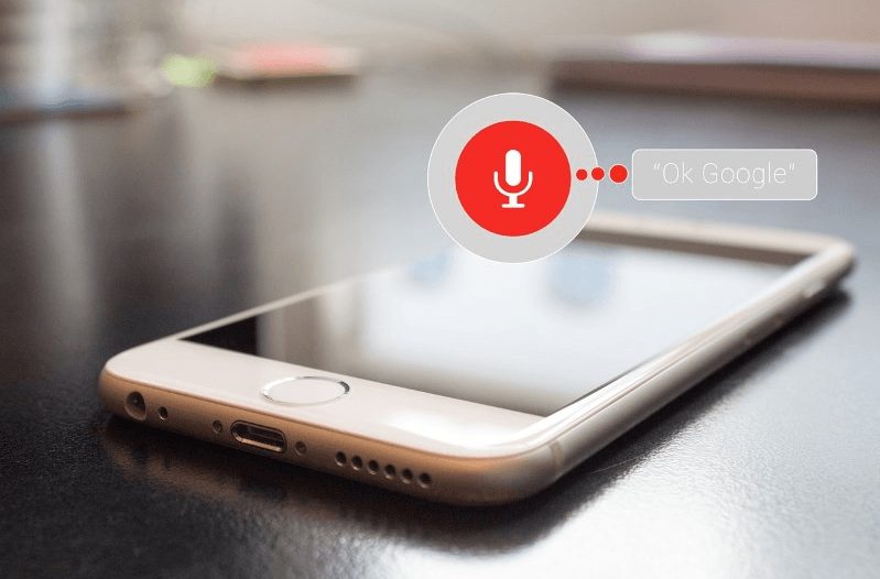 Telefon Smart controlat prin comenzi vocale