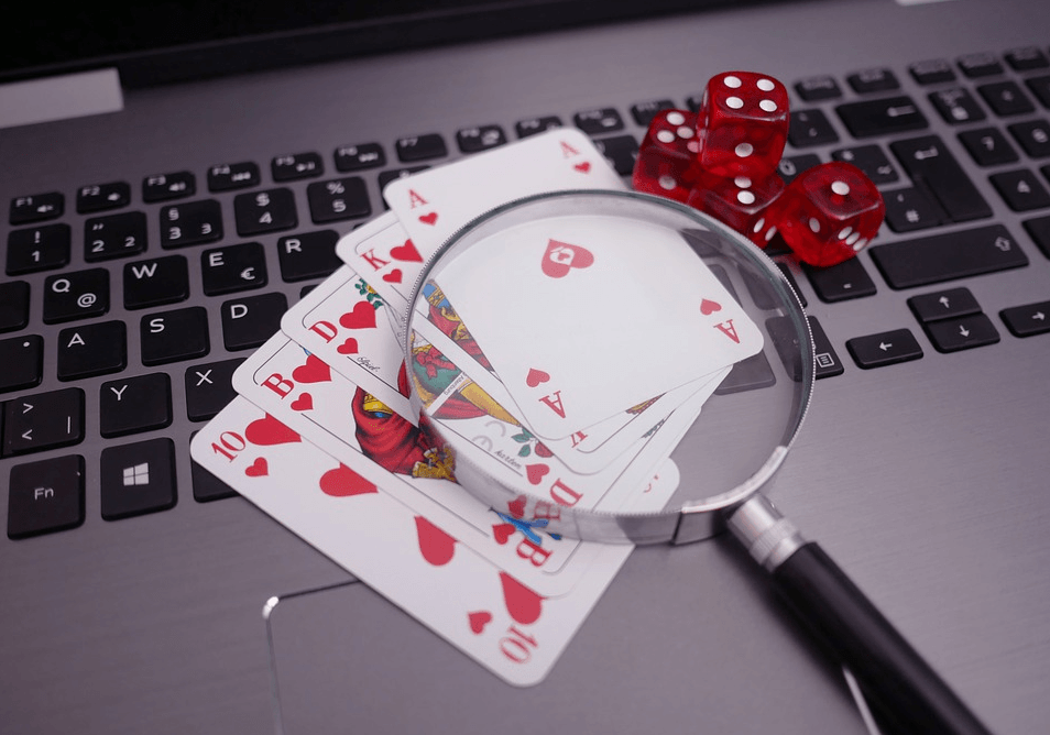 Cum să ghicim adversarii la poker