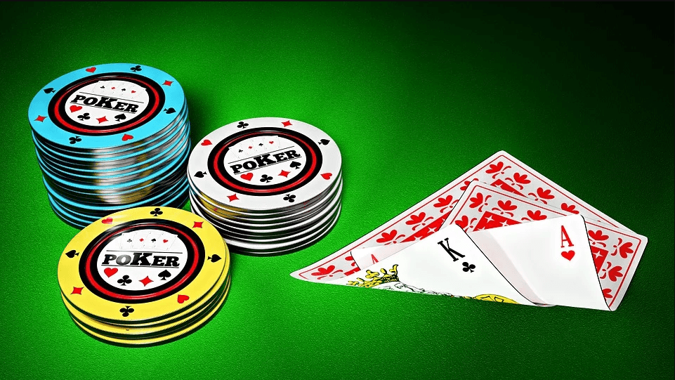 POker online la cazinouri